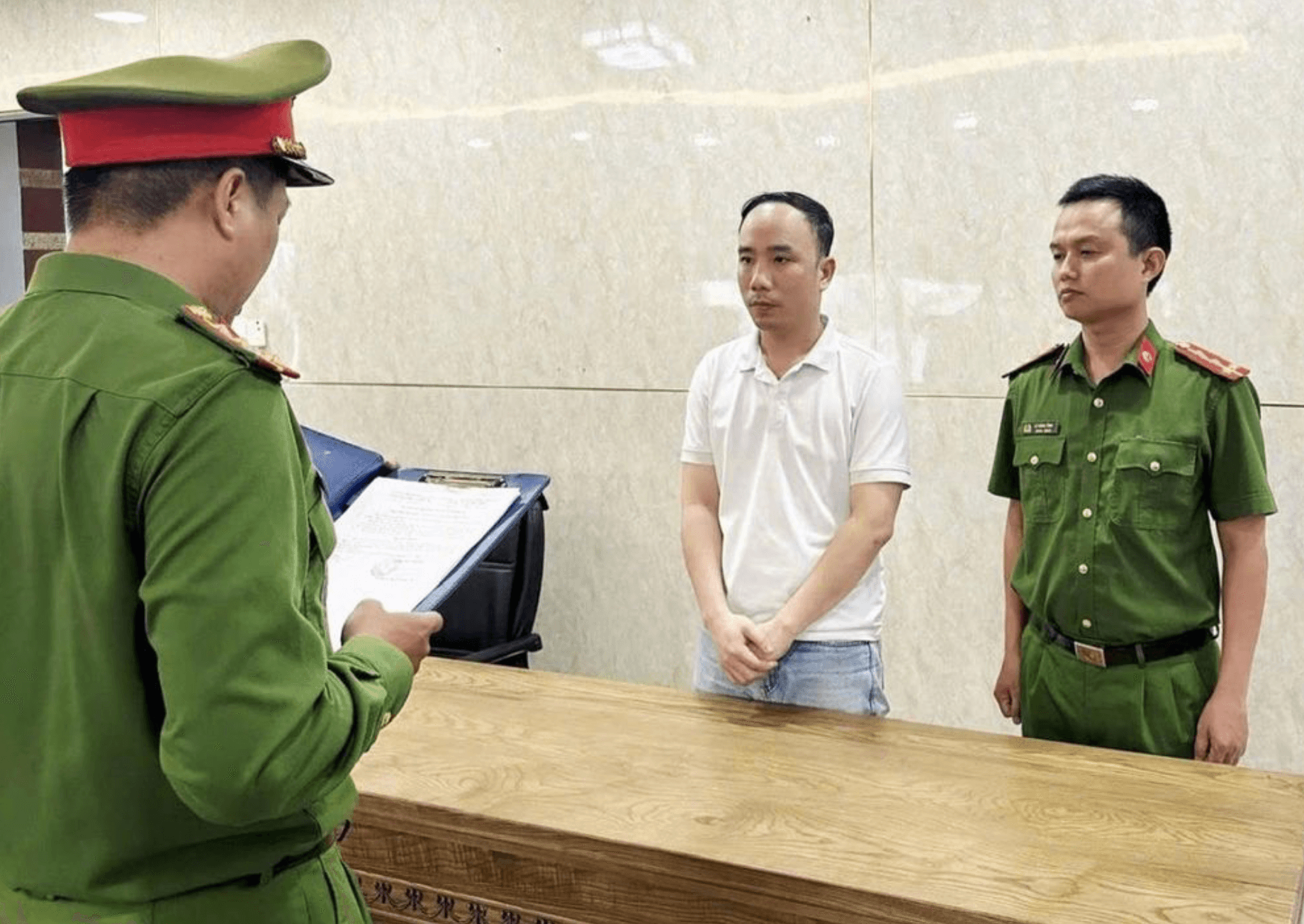Ảnh màn hình 2026-02-15 lúc 23.42.54
