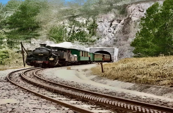 Tuyến đường sắt độc đáo duy nhất Việt Nam được xây dựng từ thời Pháp thuộc: Bị bỏ phế 50 năm, kỳ vọng hồi sinh- Ảnh 2.