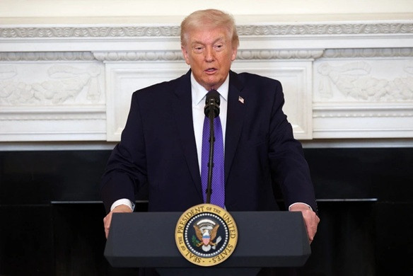 THUẾ QUAN HOA KỲ: Tổng thống Donald Trump tạm áp thuế toàn cầu 10%- Ảnh 1. THUẾ QUAN HOA KỲ: Tổng thống Donald Trump tạm áp thuế toàn cầu 10%- Ảnh 1.