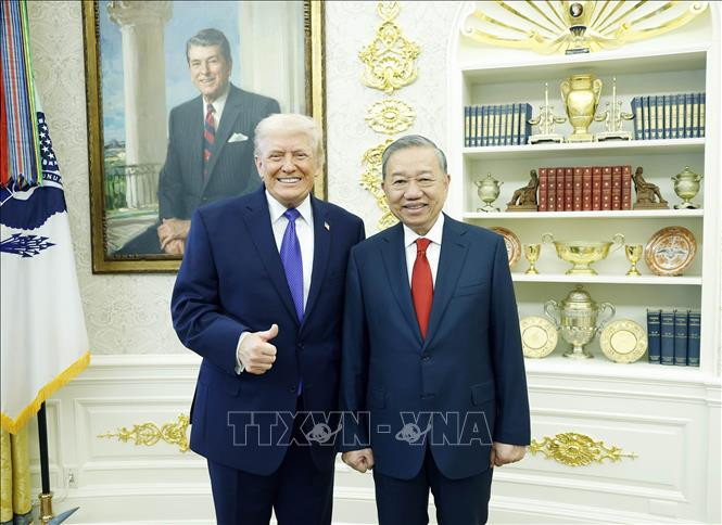 Tổng Bí thư Tô Lâm kết thúc chuyến tham dự Cuộc họp Khai mạc Hội đồng Hòa bình về Gaza- Ảnh 4. Tổng Bí thư Tô Lâm kết thúc chuyến tham dự Cuộc họp Khai mạc Hội đồng Hòa bình về Gaza- Ảnh 4.