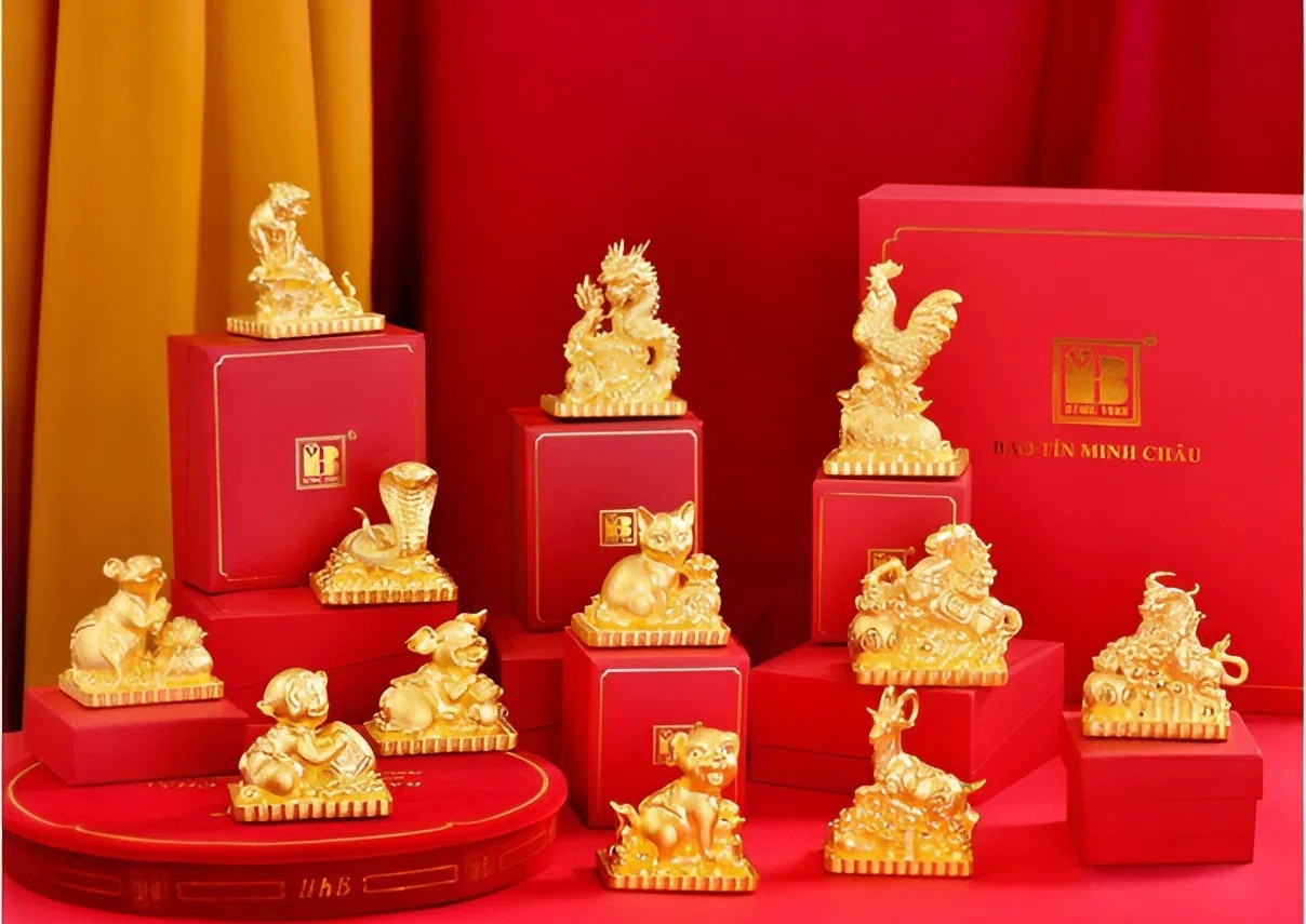 Sát ngày vía Thần Tài 2026, giá vàng liên tục 'đắt đỏ': Người dân cần lưu ý gì trước khi xuống tiền mua vàng cầu may?