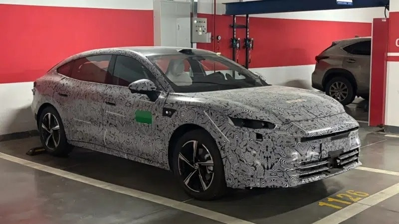 Sedan mới của MG lộ diện: Bản kế nhiệm MG7 có LiDAR, nghi thêm cả hybrid?