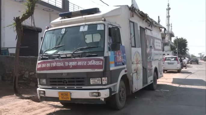 Lập trạm y tế dã chiến, tiến hành xét nghiệm diện rộng cho toàn bộ cư dân địa phương sau khi xuất hiện 7 ca tử vong liên tiếp