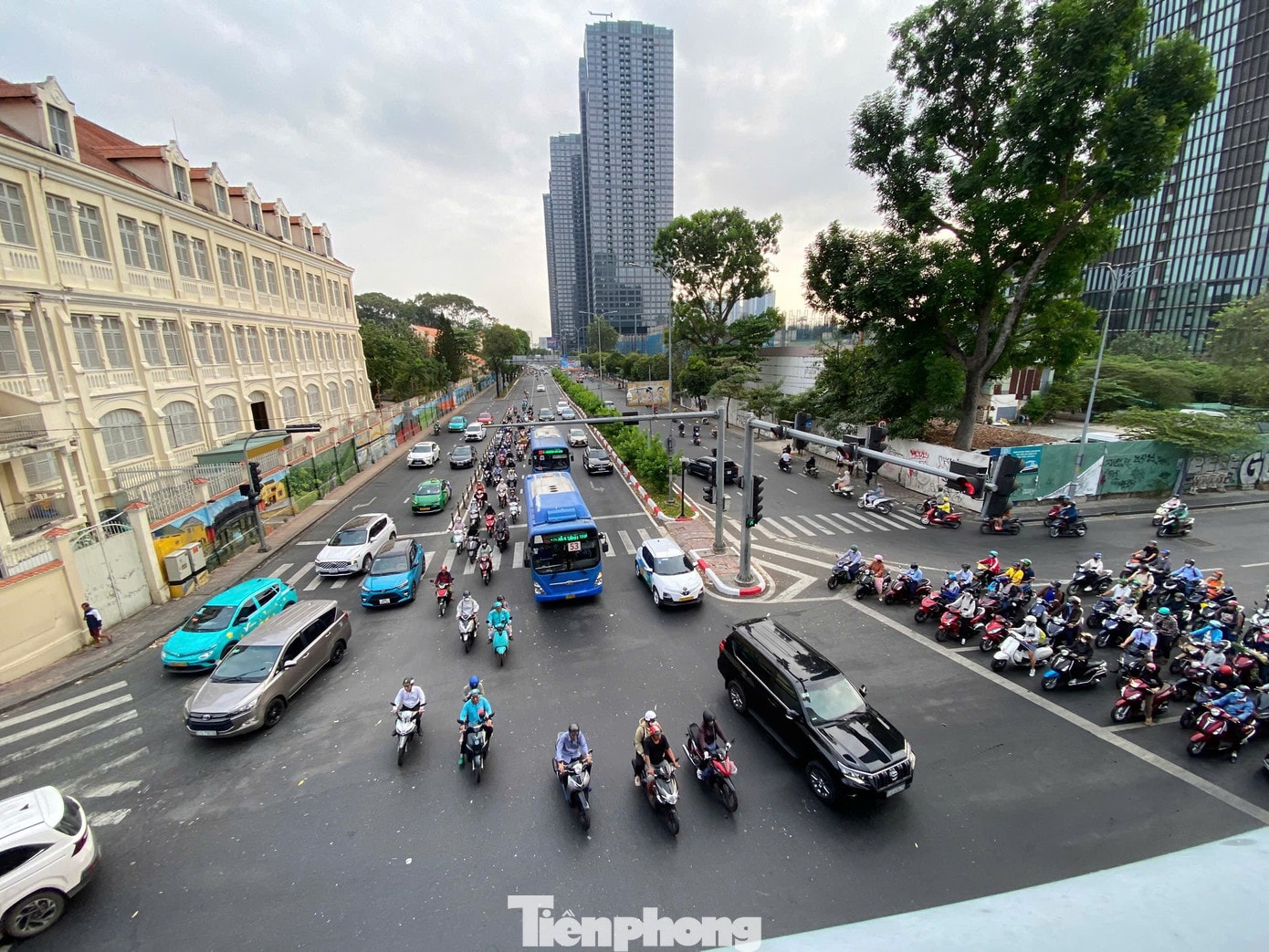 tp-nguyen-huu-canh.jpg