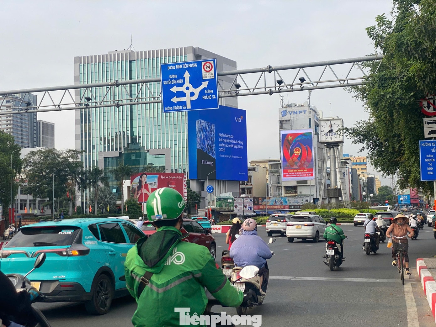 tp-vong-xoay.jpg