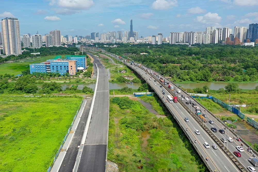 Siêu đô thị giàu có nhất cả nước dự chi gần 7.000 tỷ lên đời trục huyết mạch ở cửa ngõ phía Tây- Ảnh 4.