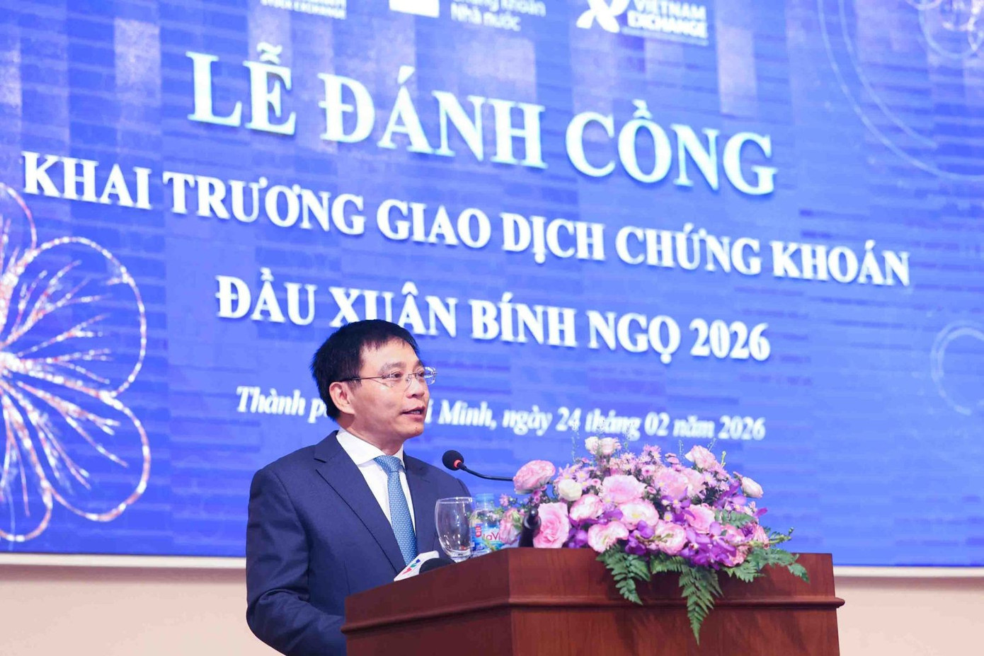 Bộ trưởng Tài chính Nguyễn Văn Thắng lưu ý một số nhiệm vụ với ngành chứng khoán. danhcong-2.jpg