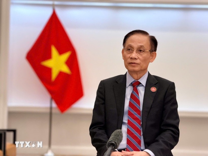 bo-truong-le-hoai-trung.jpg