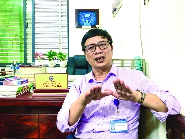 GS.TSKH Lê Thế Trung