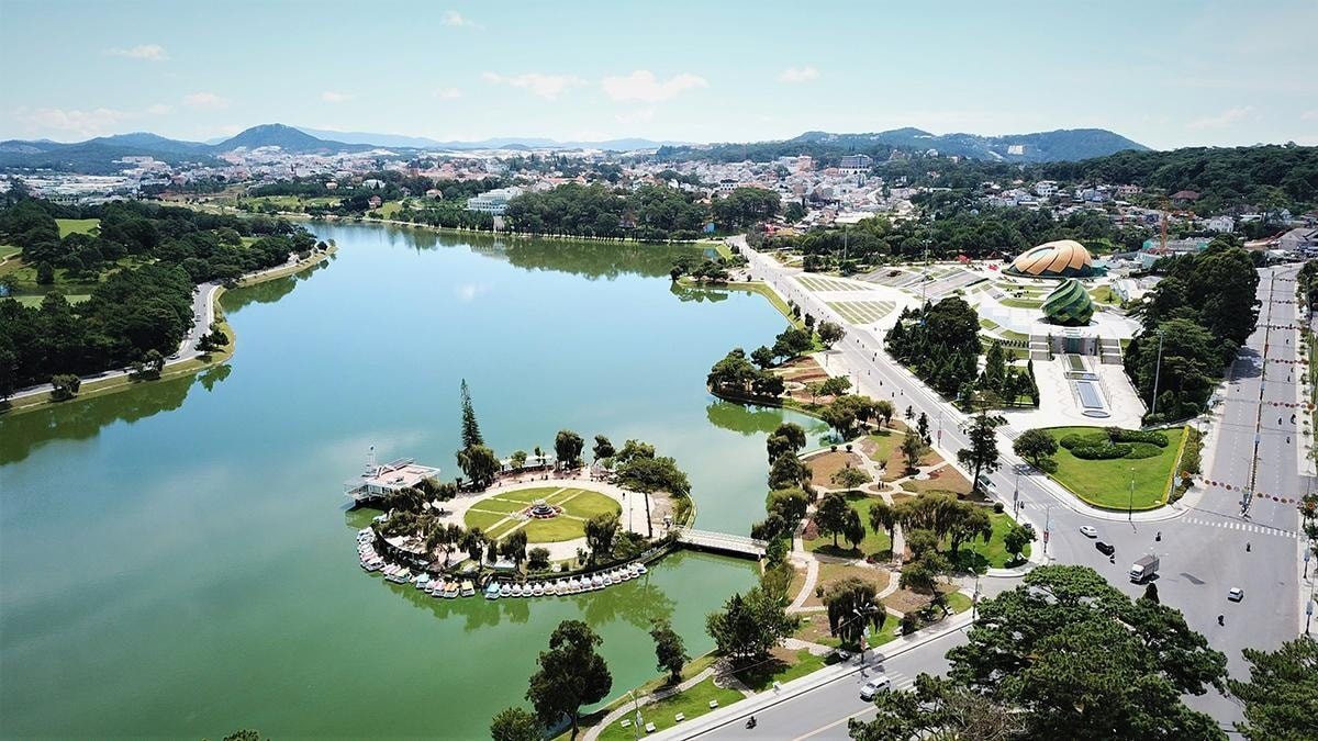 sanbaylienkhuong2.jpg