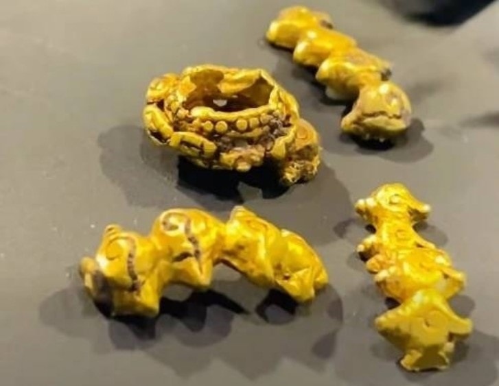 Đang đánh cá, người đàn ông bất ngờ vớt được 'kho báu cổ', 89% là vàng nguyên chất