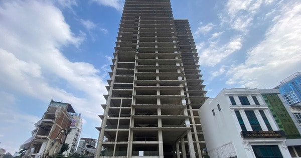 Tòa nhà 28 tầng quy mô 4.000m2 bỏ hoang trên ‘đất vàng’ Thủ đô: Khối bê tông dang dở với lịch sử chuyển nhượng phức tạp