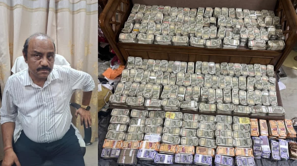 Khám xét nhà riêng, thu giữ khẩn cấp hơn 11 tỷ đồng tiền mặt của Phó Giám đốc ngành khoáng sản