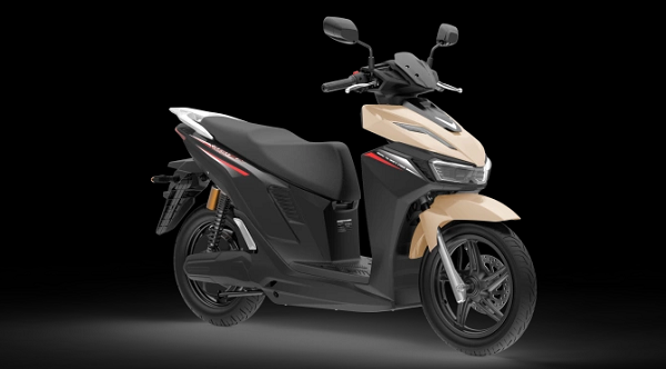 VinFast mở cọc 2 xe máy điện đổi pin mới: Giá từ 24,9 triệu đồng, miễn phí 20 lần đổi pin/tháng