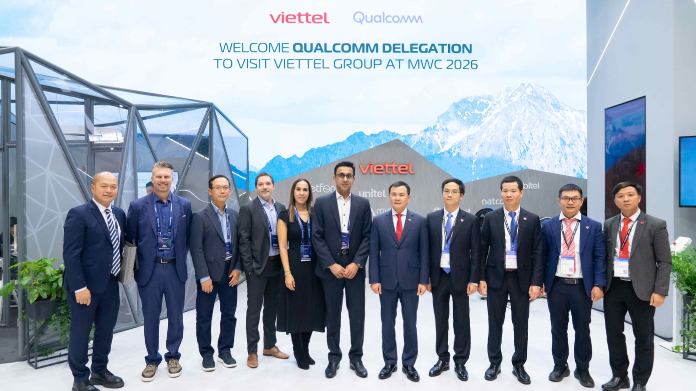 doan-qualcomm-lam-viec-tai-gian-hang-viettel-trong-khuon-kho-mwc-barcelona-2026.jpg