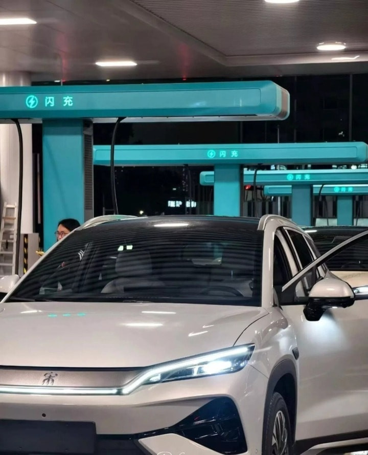 sac-xe-dien-byd-sieu-nhanh-2.jpg