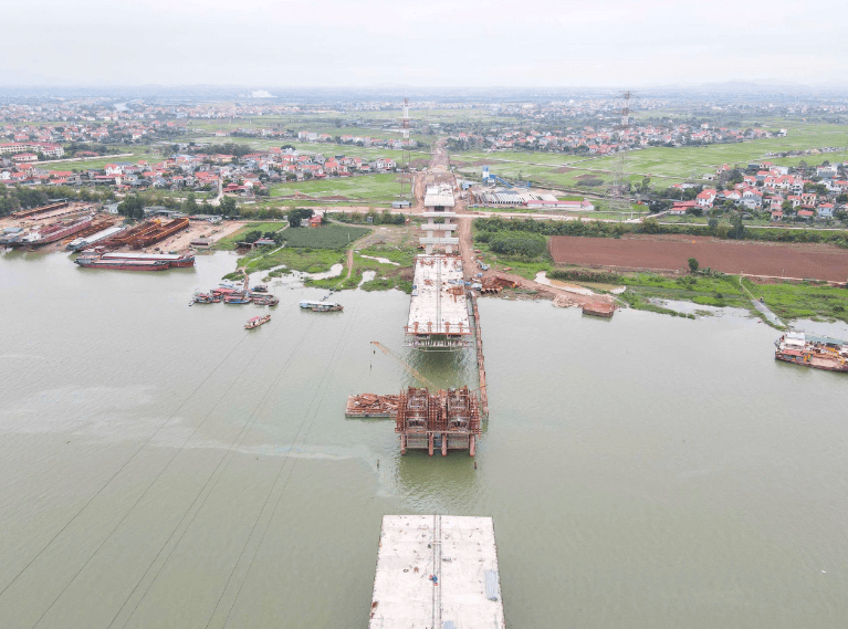 Chỉ 6 tháng nữa, chính thức thông xe cây cầu đầu tiên bắc qua sông Thái Bình nối Bắc Ninh - Hải Phòng- Ảnh 2. Chỉ 6 tháng nữa, chính thức thông xe cây cầu đầu tiên bắc qua sông Thái Bình nối Bắc Ninh - Hải Phòng- Ảnh 2.
