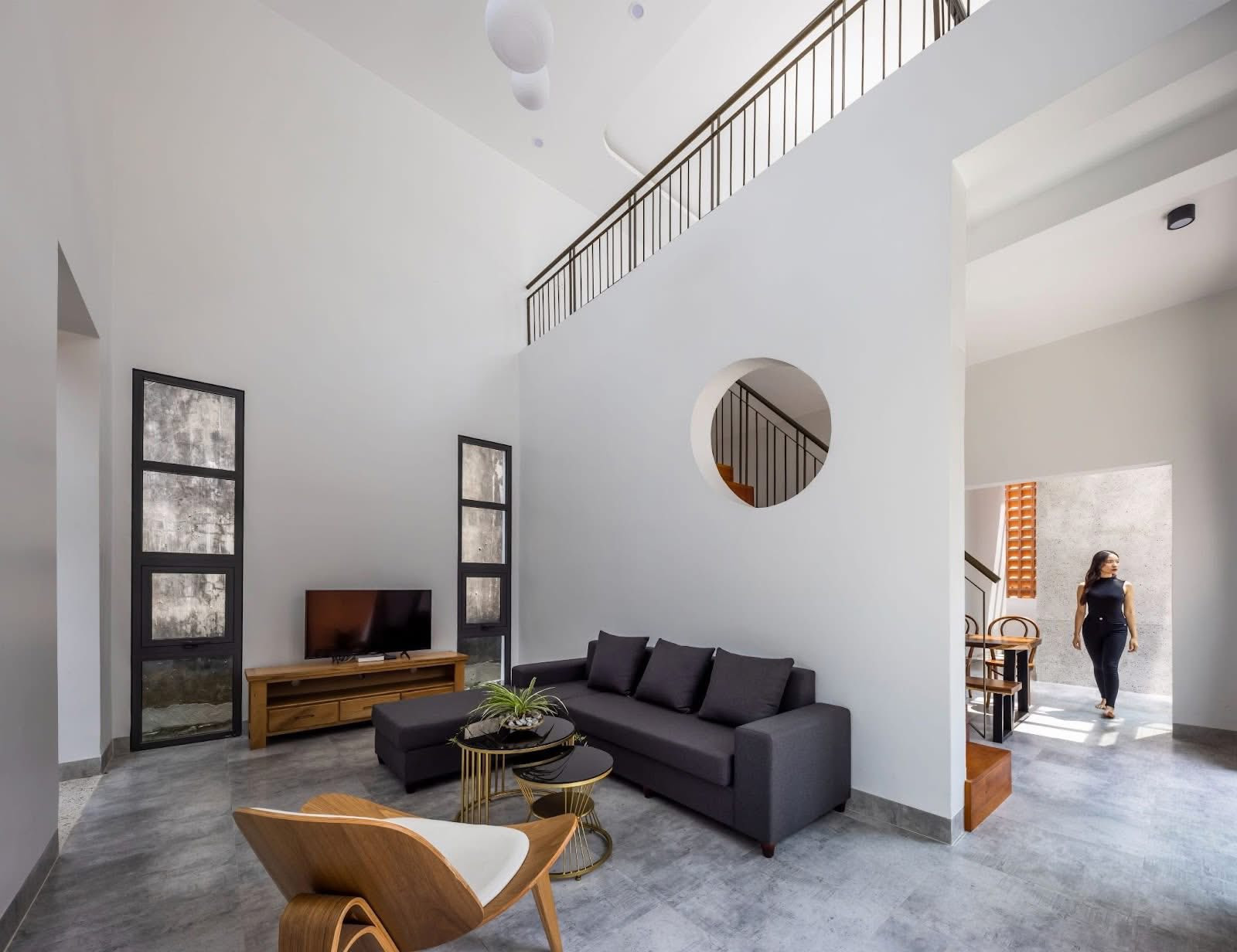 Biến mảnh đất nuôi gà thành tổ ấm hiện đại: Lâm House và triết lý sống tối giản đầy cảm hứng- Ảnh 3. Biến mảnh đất nuôi gà thành tổ ấm hiện đại: Lâm House và triết lý sống tối giản đầy cảm hứng- Ảnh 3.