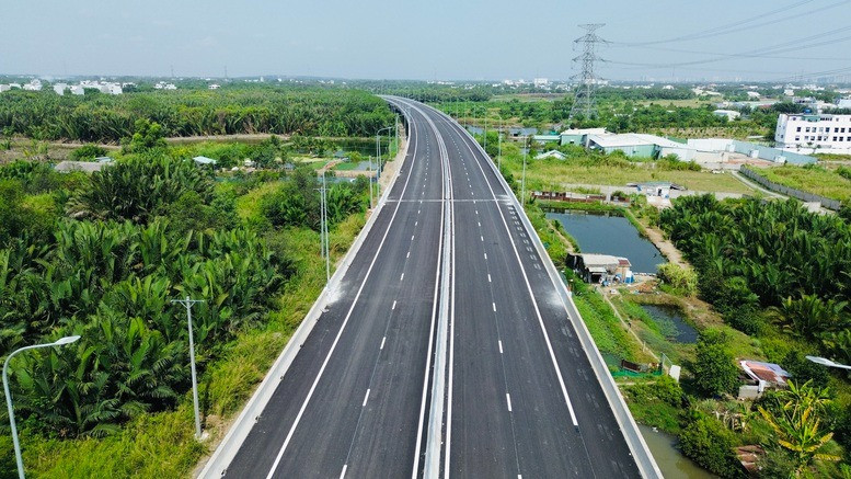 Siêu sân bay lớn nhất Việt Nam 16 tỷ USD sắp hoàn thiện và bài toán cấp bách về kết nối hạ tầng- Ảnh 4. Siêu sân bay lớn nhất Việt Nam 16 tỷ USD sắp hoàn thiện và bài toán cấp bách về kết nối hạ tầng- Ảnh 4.