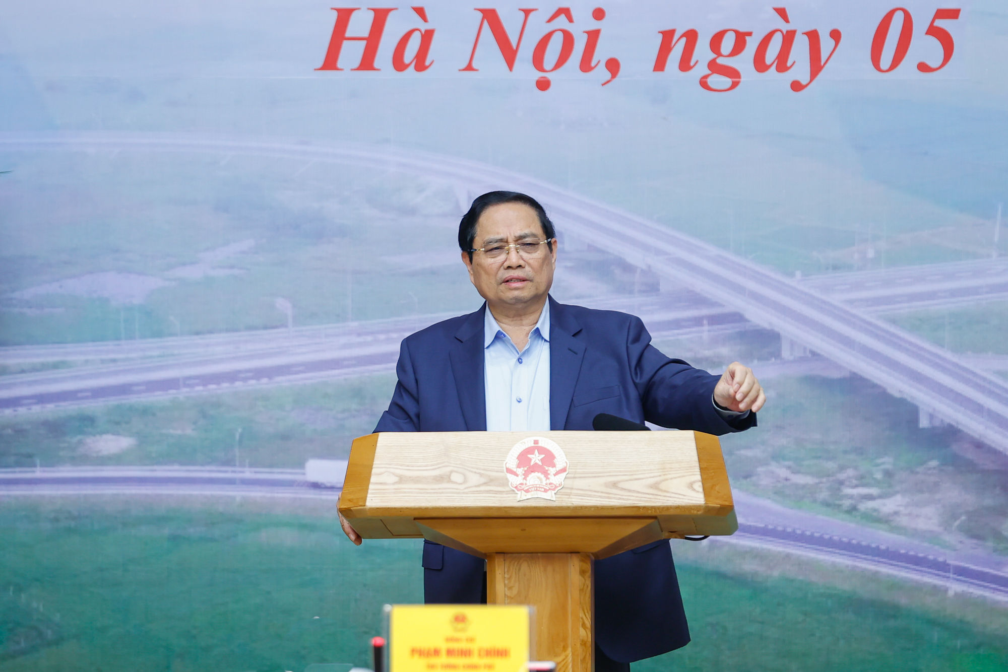 Thủ tướng: Cả nước đã hoàn thành và khởi công hơn 4.000 km đường bộ cao tốc- Ảnh 2. Thủ tướng: Cả nước đã hoàn thành và khởi công hơn 4.000 km đường bộ cao tốc- Ảnh 2.