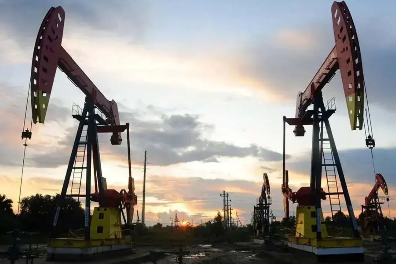 Khoan sâu 5.000 mét, một quốc gia châu Á tìm thấy mỏ dầu khí hơn 3.000 thùng mỗi ngày