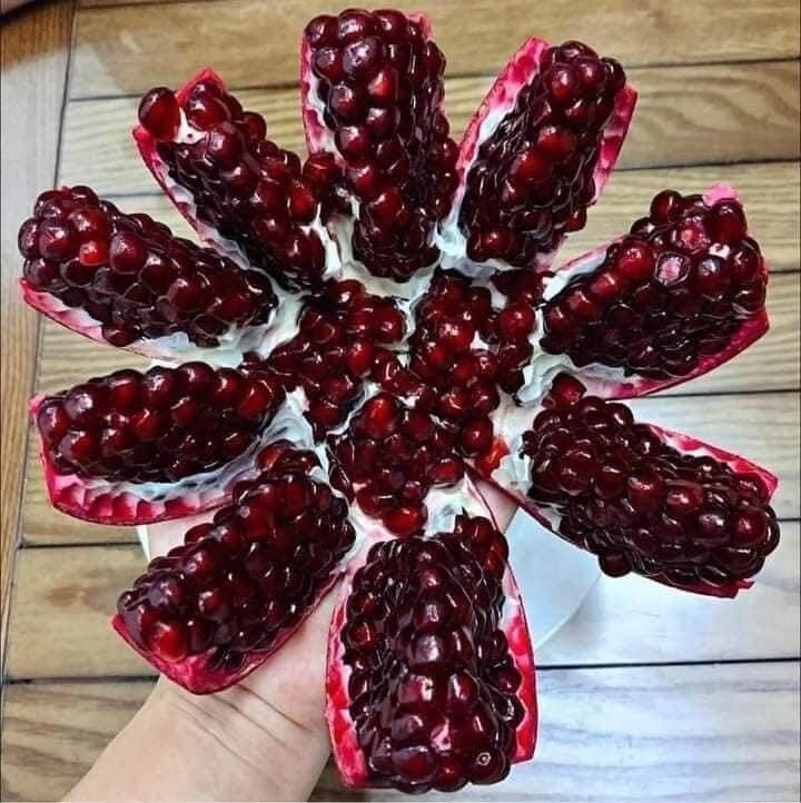 Loại quả đỏ rực bán đầy chợ Việt, được ví như 'siêu thực phẩm' chống oxy hóa, giá khoảng 150.000 đồng/kg vẫn hút khách