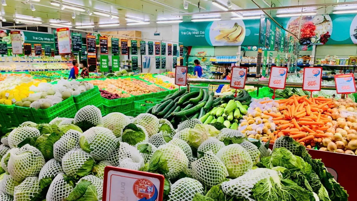 Giá nhiều dịch vụ tăng dịp Tết, đẩy CPI hai tháng đầu năm tăng mạnh