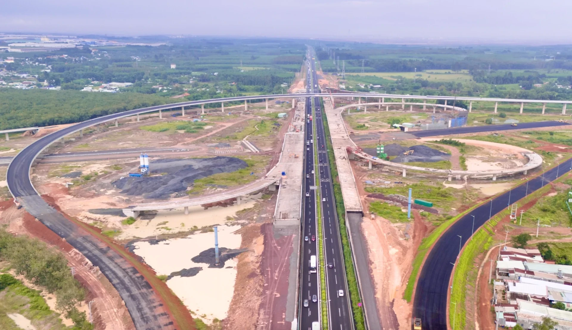 thu-phi-cao-toc-tphcm-long-thanh-dau-giay-chua-du-dieu-kien-lap-tram-tam-khi-noi-bien-hoa-vung-tau-3-1643.webp