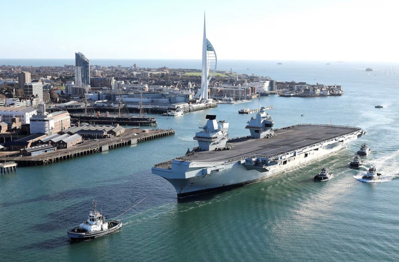 Tàu sân bay HMS Prince of Wales của Hải quân Anh. (Ảnh: Reuters) img-0255.jpg