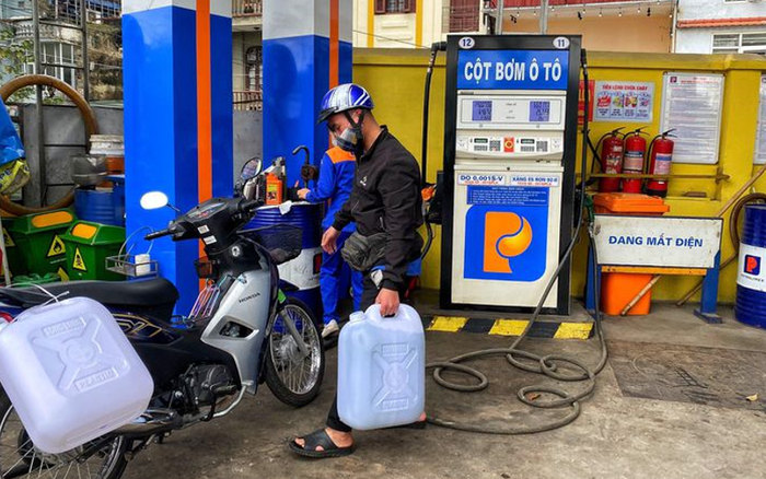 Bộ Công Thương: Hai nhà máy Dung Quất, Nghi Sơn cung ứng 70% xăng dầu cho thị trường