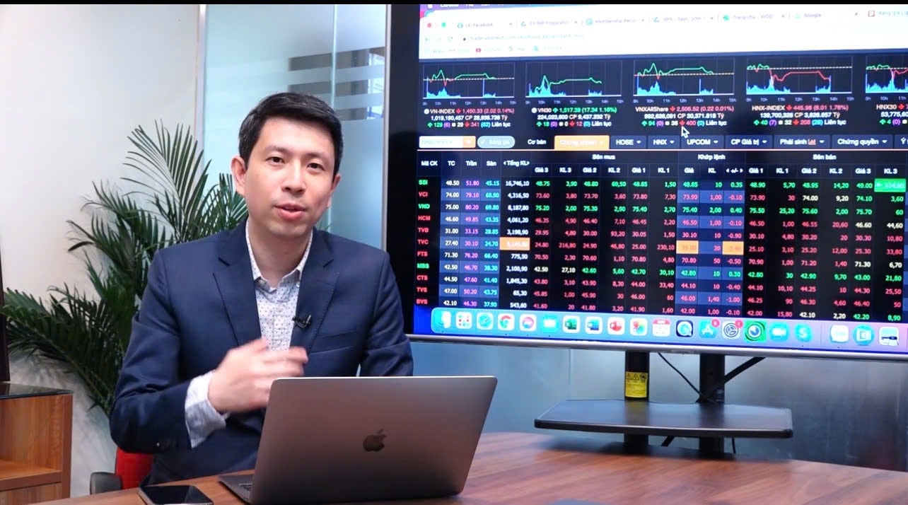 Chuyên gia Long Phan: Tôi chưa bao giờ bán ở những phiên giảm sâu, cứ giá sàn là kê lệnh mua