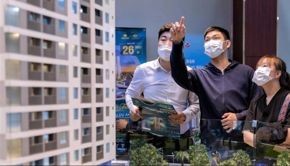 Lãi suất tăng, nhà đầu tư bán cắt lỗ: Thị trường bất động sản đang chuyển hướng?