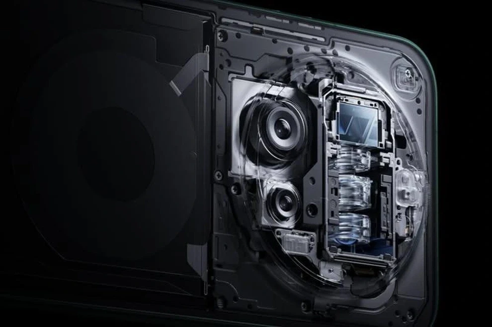 xiaomi-18-ultra-ro-ri-lo-trinh-ra-mat-som-vao-cuoi-nam-nay-cung-su-tro-lai-cua-he-thong-cum-bon-camera-chuyen-nghiepdocx-1773083654143.webp
