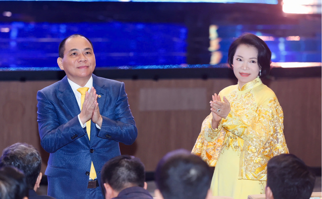 Gia đình ông Phạm Nhật Vượng lập công ty 43.000 tỷ, nước cờ lớn trước tham vọng IPO 'kỳ lân công nghệ' Xanh SM