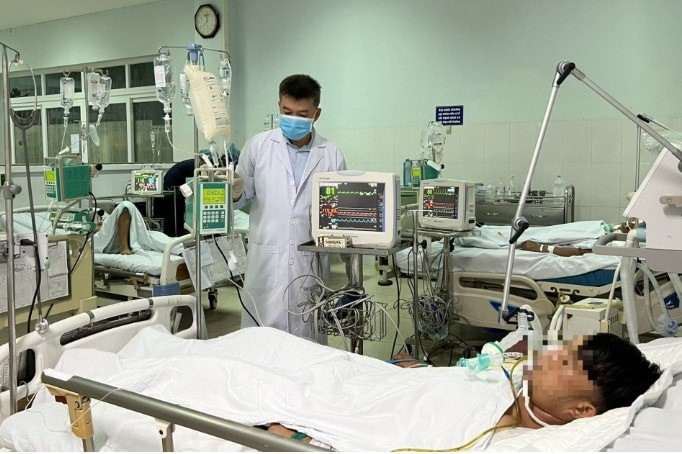 Một bệnh nhân ngộ độc Botulinum do ăn cá ủ chua được điều trị tại Bệnh viện Đa khoa khu vực miền núi phía Bắc Quảng Nam năm 2023. Ảnh: BVCC