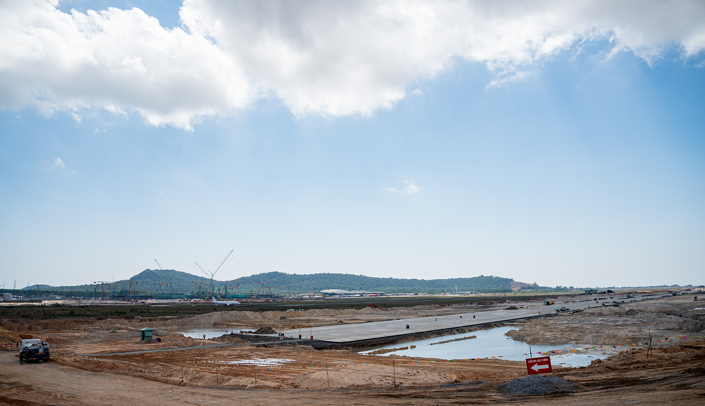 Dự án giao thông nguy cơ 'vỡ' tiến độ vì khan hiếm xăng dầu, vật liệu tăng giá