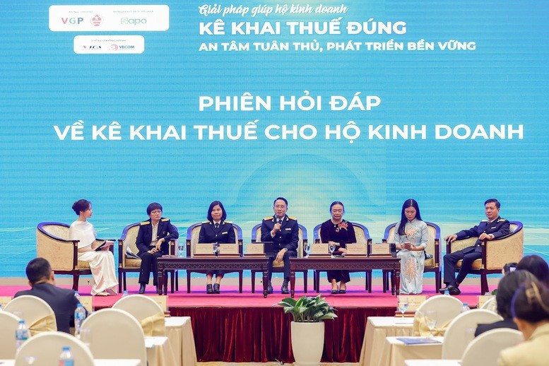 Cơ quan thuế, chuyên gia, nhà cung cấp giải pháp trực tiếp giải đáp về kê khai thuế cho hộ kinh doanh. img1913-1773309025142105269217.jpg