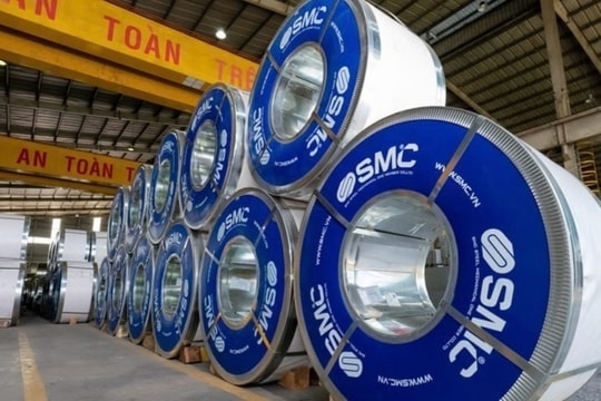 'Sếp' đại gia thép bán sạch 3 triệu cổ phiếu ngay sau khi rời HĐQT