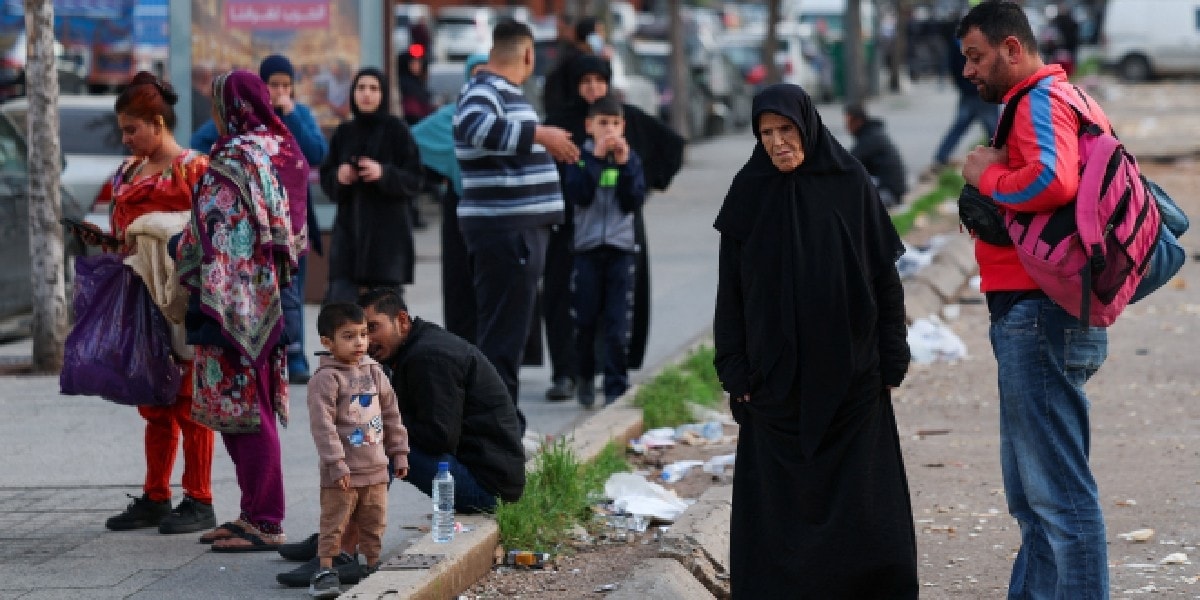 Khủng hoảng chồng khủng hoảng, hơn 800.000 người Lebanon cầu viện thế giới giữa chiến sự