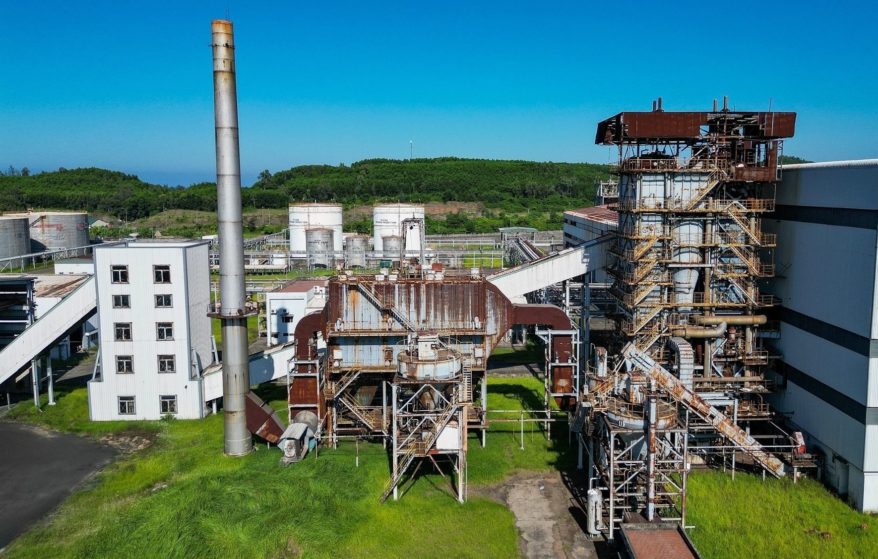 Chỉ 5 ngày nữa, nhà máy nhiên liệu sinh học 2.200 tỷ sẽ 'hồi sinh' sau một thập kỷ, Lọc hoá dầu Bình Sơn được bơm 60.000 tấn ethanol