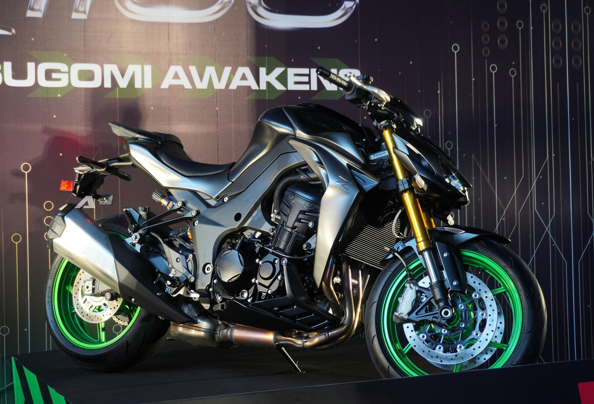 kawasaki-z1100-se1-1773621063273-17736210645321726711799.jpg