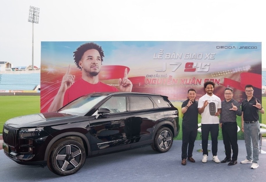 xehay_xuan son nhan xe j7_090625