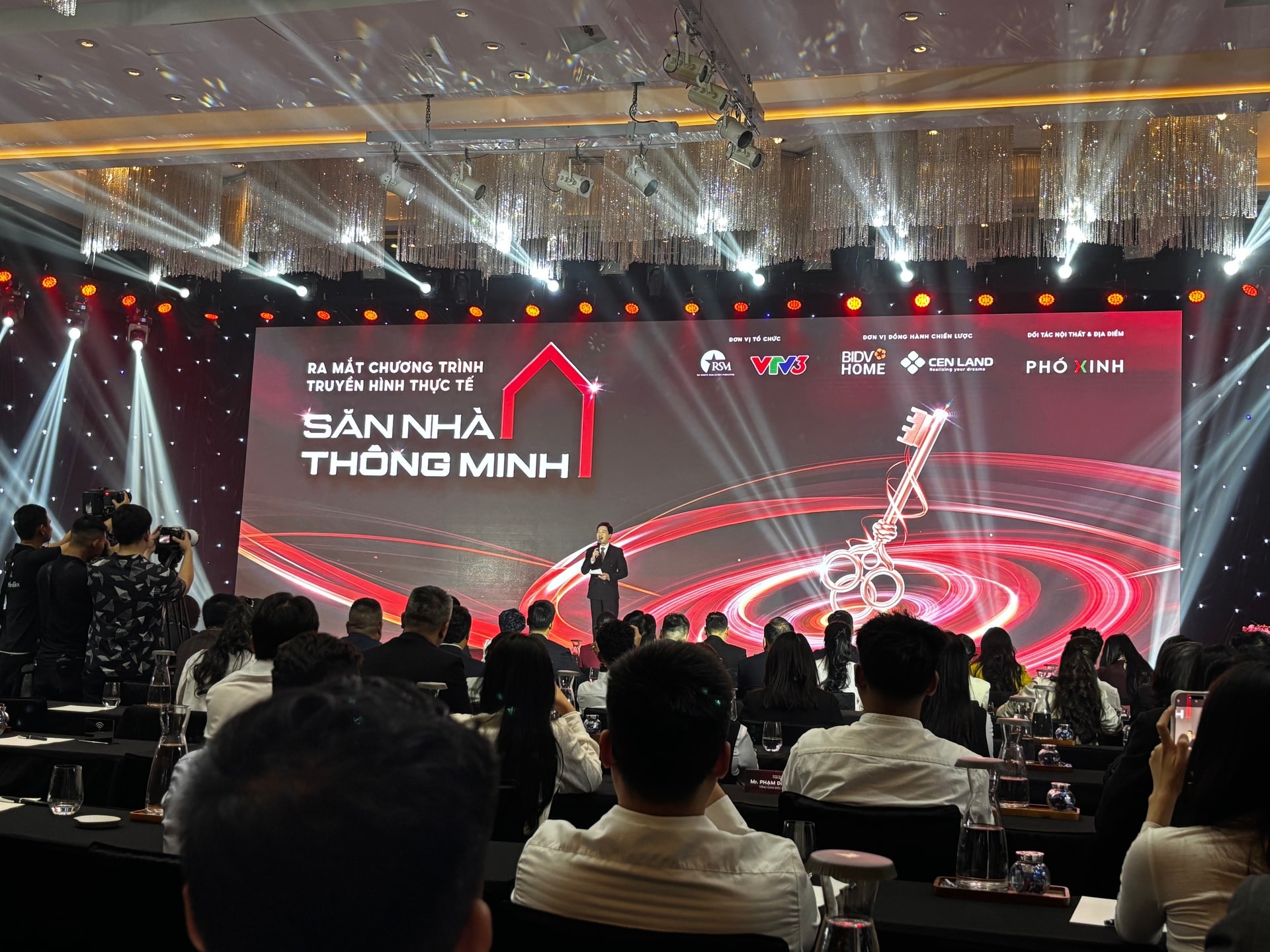 CEN Land (CRE) đồng hành cùng show 'Săn nhà thông minh': Khi bài toán sở hữu nhà trở thành câu chuyện tài chính của cả xã hội