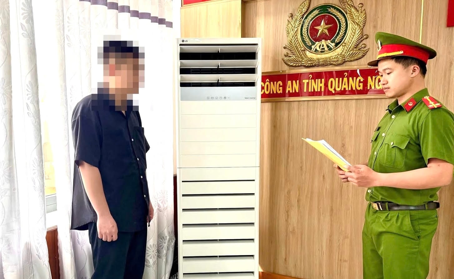 Bắt Giám đốc Công ty B.G sinh năm 2000