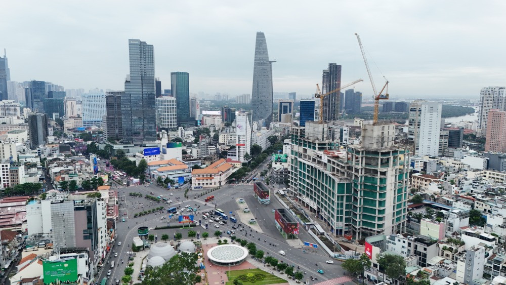 Chính thức tái khởi động tháp đôi chọc trời ‘đắp chiếu’ nhiều năm, từng liên quan đến bà Trương Mỹ Lan- Ảnh 1.