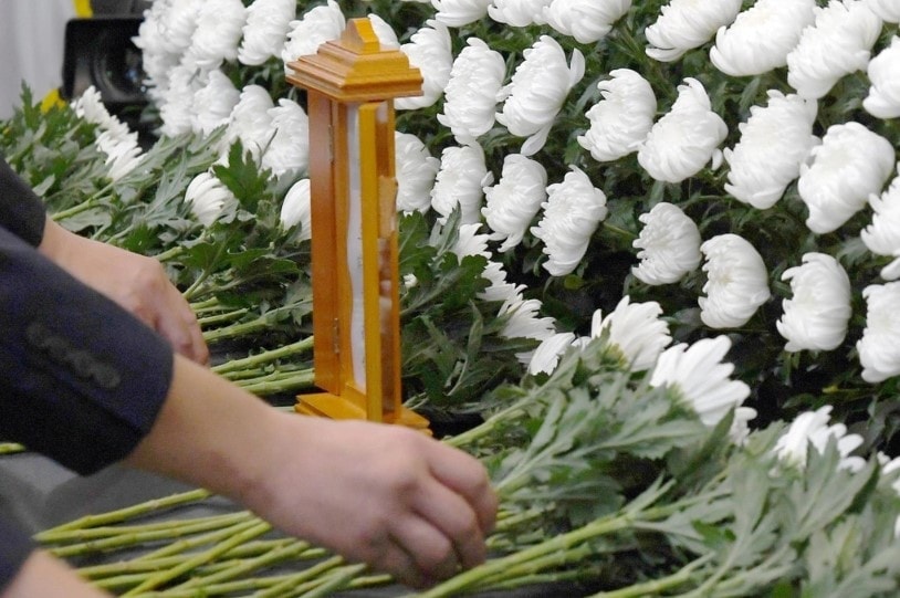 Chủ nhà tang lễ giấu 190 thi thể suốt 4 năm, thu 50 triệu/gói dịch vụ nhưng không hỏa táng, lấy xi măng, bột đá để giả làm tro cốt giao cho gia quyến