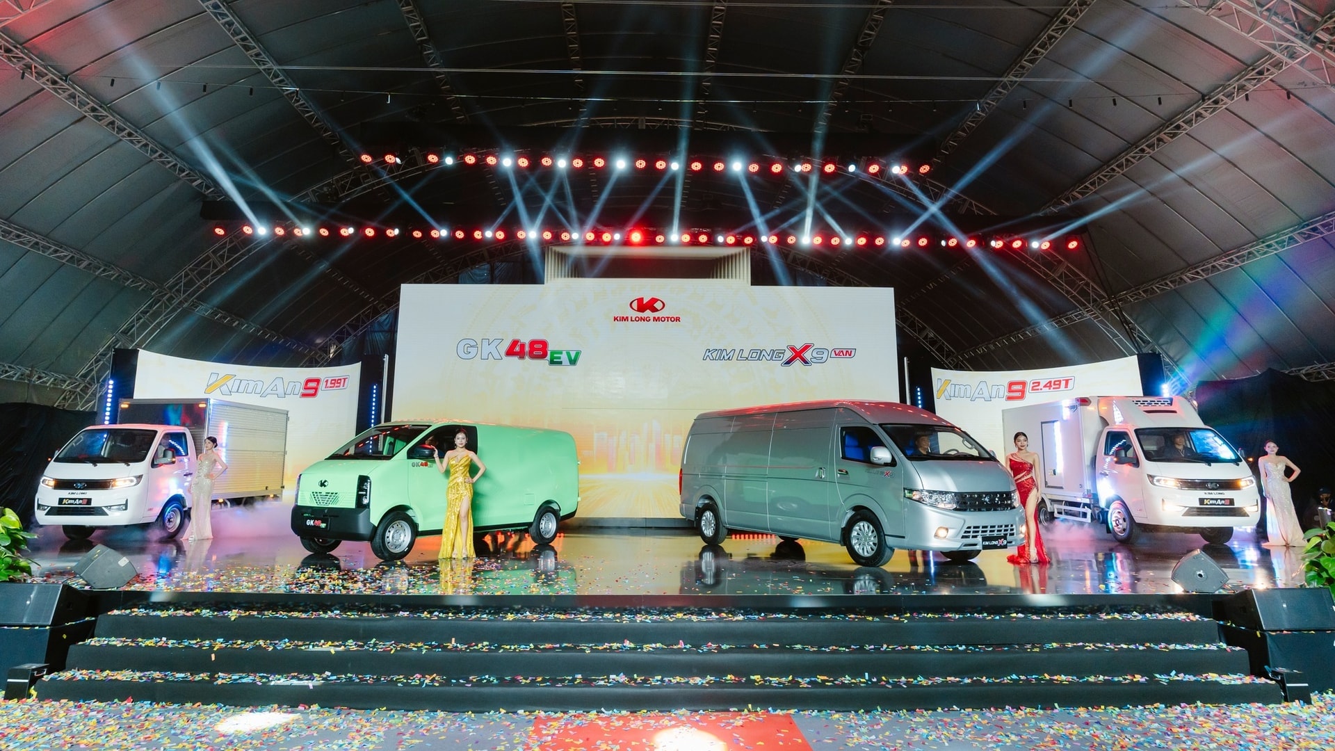 Sau VinFast và THACO, thêm một hãng ô tô Việt Nam chính thức ra mắt thương hiệu xe điện riêng, tỷ lệ nội địa hóa hơn 80%