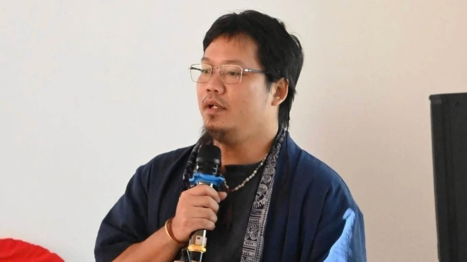 Động thái mới gây bất ngờ của người sáng lập dự án ‘Nuôi em’