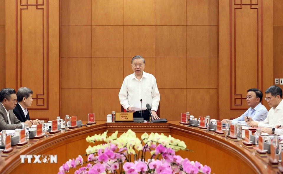 tong-bi-thu-to-lam-chu-tri-cuoc-hop-thuong-truc-ban-chi-dao-trung-uong-ve-phong-chong-tham-nhung-lang-phi-tieu-cuc-1-resize.jpg