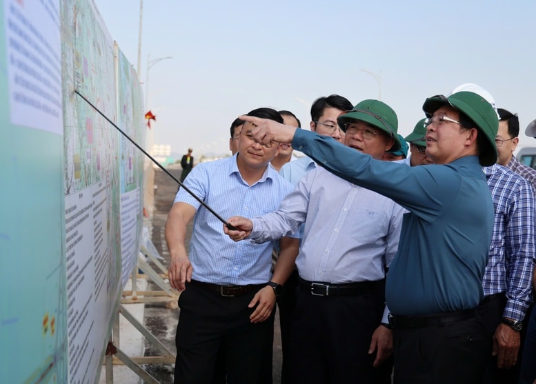 Chỉ 6 tháng nữa, chính thức thông xe tuyến cao tốc ‘rừng - biển’ đầu tiên của Việt Nam- Ảnh 1. Chỉ 6 tháng nữa, chính thức thông xe tuyến cao tốc ‘rừng - biển’ đầu tiên của Việt Nam- Ảnh 1.